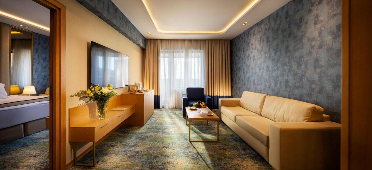 Admiral Hotel&private 5*