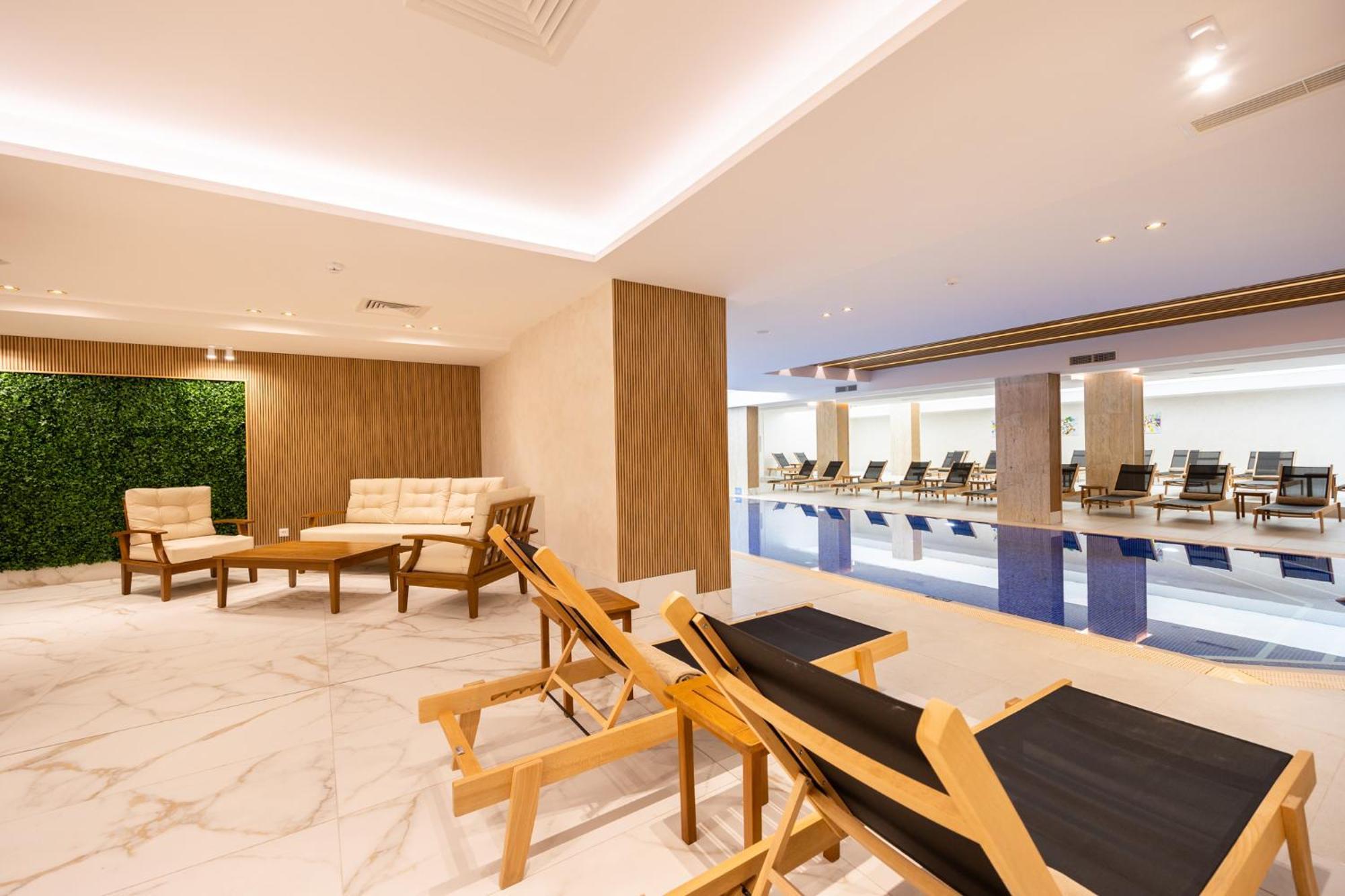 Admiral 5* Golden Sands